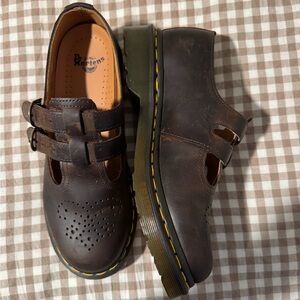 Dr. Martens Womens size 7 Brown Leather Mary Jane’s